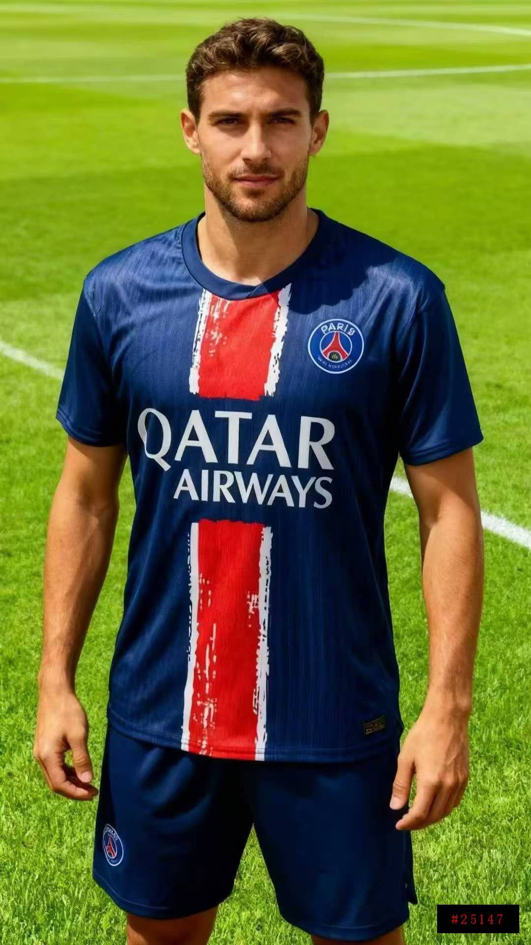 🍀成人足球服套装9.9💰，15800套左右，几十个花色图案，可选图案花色
​🍀码数M，L码，全部独立包装，120克双面布，500套起分，分货+1💰@_@