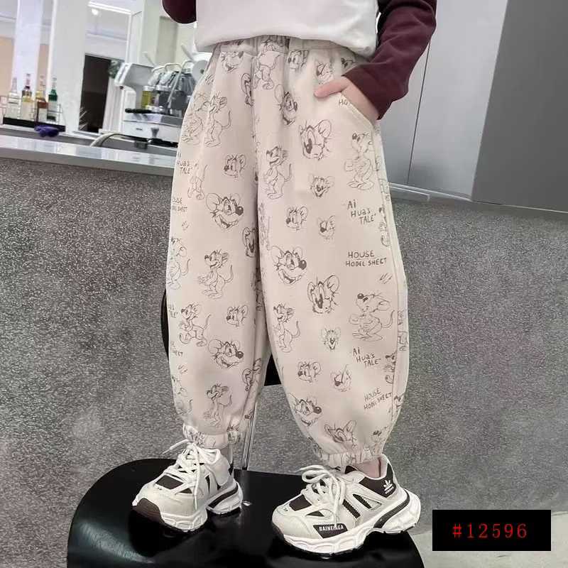 [月亮]：7.9💰清321件
[月亮]：潮童卡通满印华棉宝宝绒束脚卫裤
[月亮]：90-150 独立包装
[月亮]：小部分几十不加绒 品质🉑️@_@