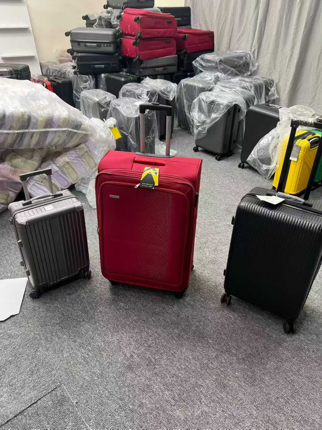 拉杆箱 行旅箱 处理1600个品牌货