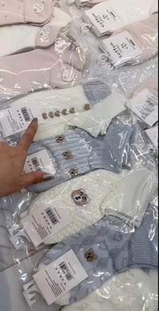 女士𧙕  1.5/双   夏季 

火爆🔥地摊跑量袜子  10元3双模式，​
带香薰/防嗅𧙕，独立带挂钩，一包十双，图案很多、浅口短袜1.5一双  价位必须全网最低价[庆祝][庆祝][庆祝][庆祝][庆祝]
地摊跑量500/1000起批