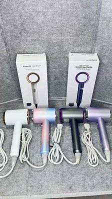 220V  吹风机 礼盒包装  2000个