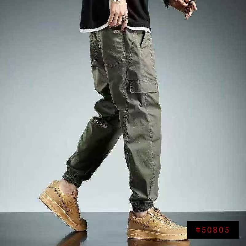 M010款：春夏男工装裤，斜纹布面料，1100件，S-5XL，拉链袋独立包装吊牌，全清10.8元，分货+0.5