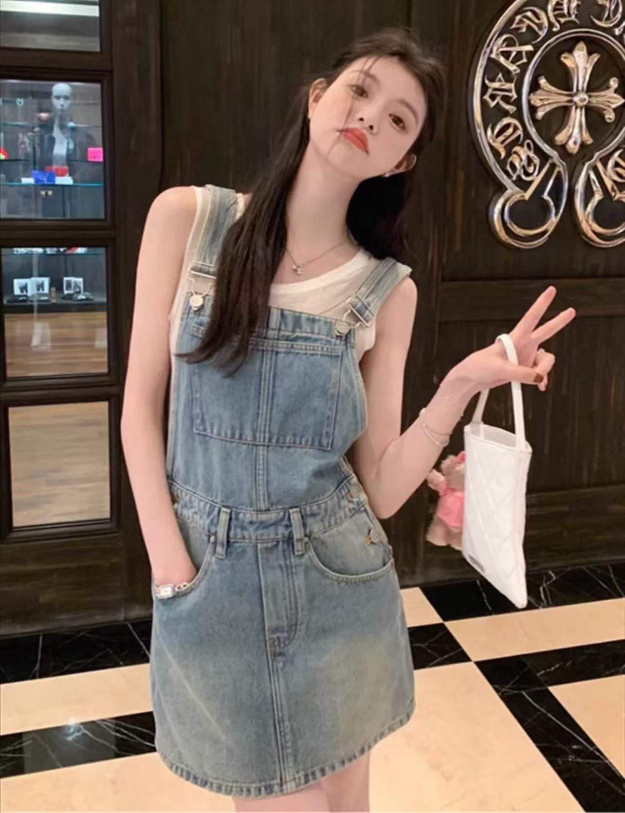 🌿🍇美式复古牛仔背带短裙女新款高腰百搭短裙吊带连衣裙110条全清11.8元，码数SML，正品独立包装[庆祝][庆祝][庆祝]